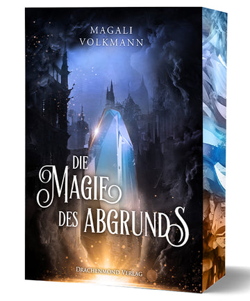 Das Cover zeigt mittig den Titel in großen weißen Buchstaben. Dahinter ist ein großer Kristall, der aus dem Boden wächst. Darunter leuchtet der Boden golden. Der Hintergrund zeigt eine nächtliche Stadt.
